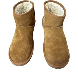 Koolaburra by UGG Mini Boots Womens 8 Chestnut Brown Suede Cozy Ankle